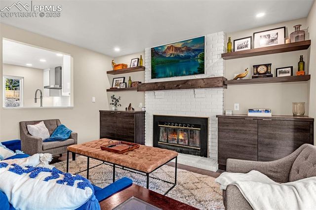2729 King Street, Colorado Springs, CO 80904