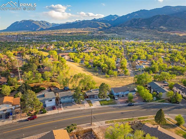 2729 King Street, Colorado Springs, CO 80904