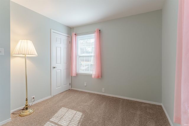 4213 Meadowridge Road, Evansville, IN 47710