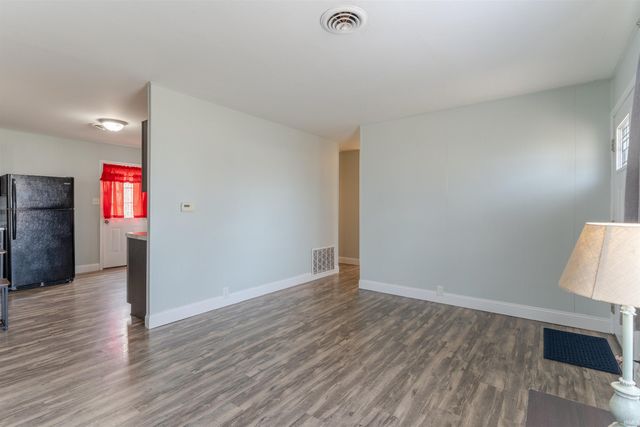 4213 Meadowridge Road, Evansville, IN 47710