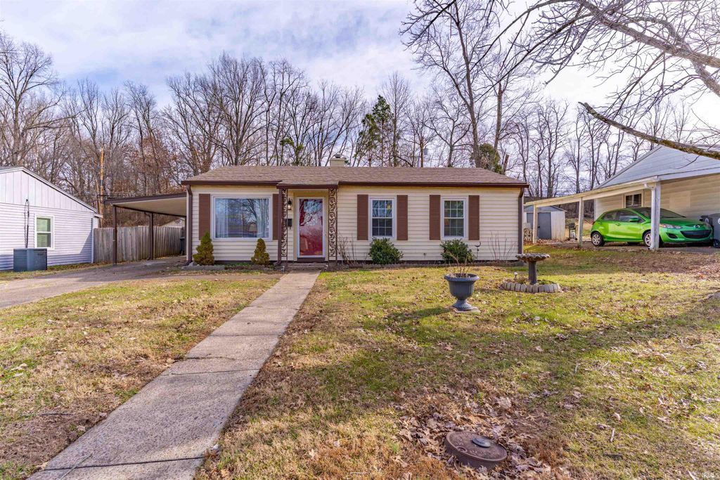 4213 Meadowridge Road, Evansville, IN 47710