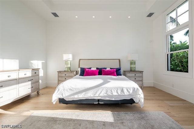 2749 MEDALLIST LN, Naples, FL 34109