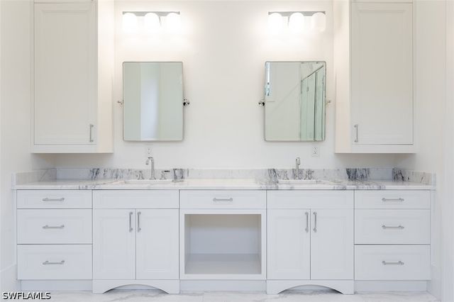 2749 MEDALLIST LN, Naples, FL 34109