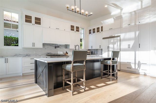 2749 MEDALLIST LN, Naples, FL 34109
