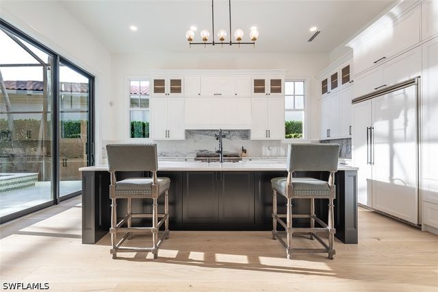 2749 MEDALLIST LN, Naples, FL 34109