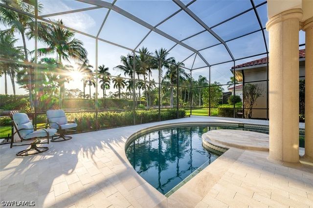 2749 MEDALLIST LN, Naples, FL 34109