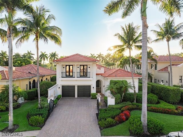 2749 MEDALLIST LN, Naples, FL 34109