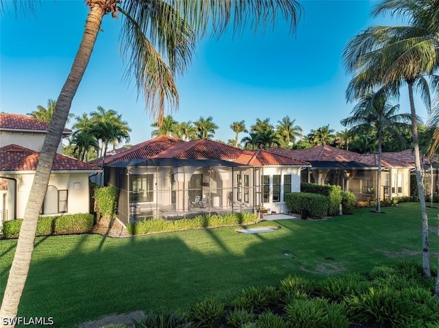 2749 MEDALLIST LN, Naples, FL 34109