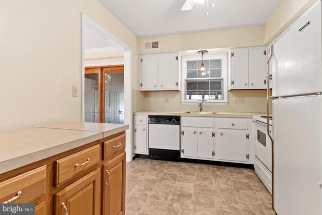 1015 BYERS AVENUE, Chambersburg, PA 17201