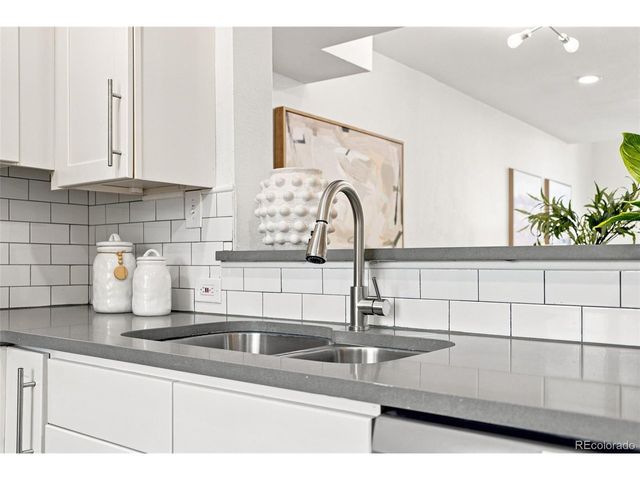 1422 Valentia St, Denver, CO 80220