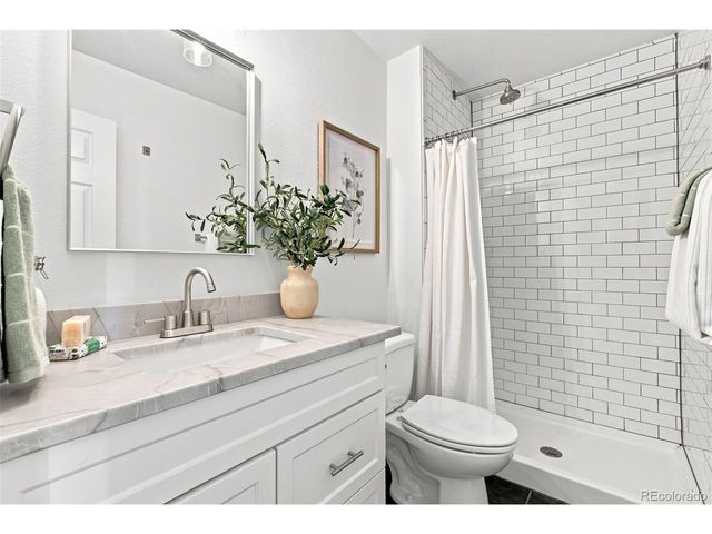 1422 Valentia St, Denver, CO 80220