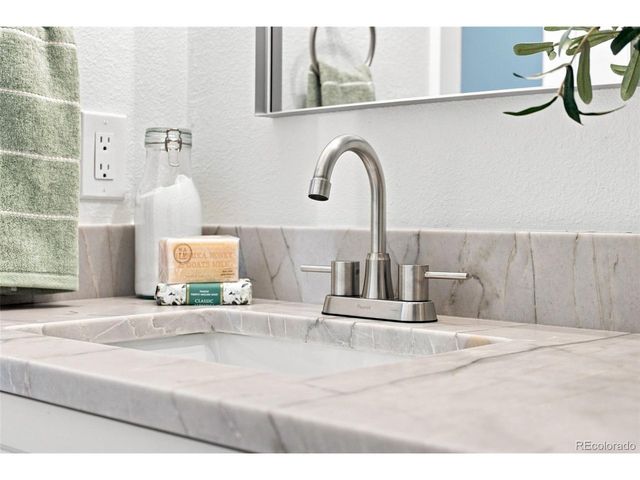 1422 Valentia St, Denver, CO 80220