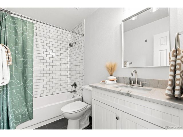 1422 Valentia St, Denver, CO 80220