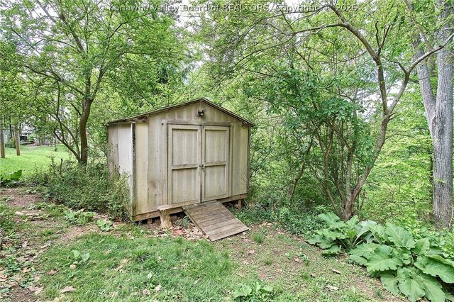 708 Churchill Drive, Charleston, WV 25314