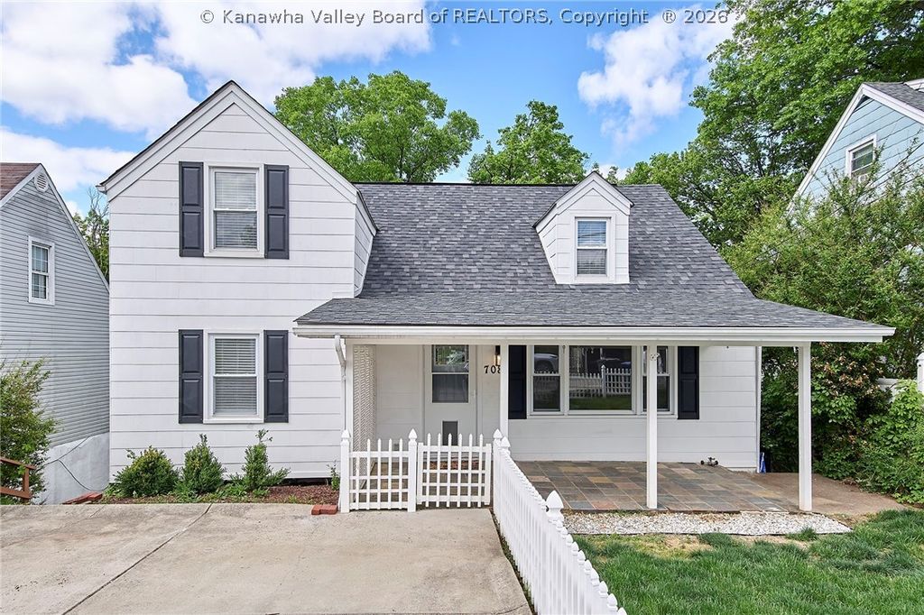 708 Churchill Drive, Charleston, WV 25314