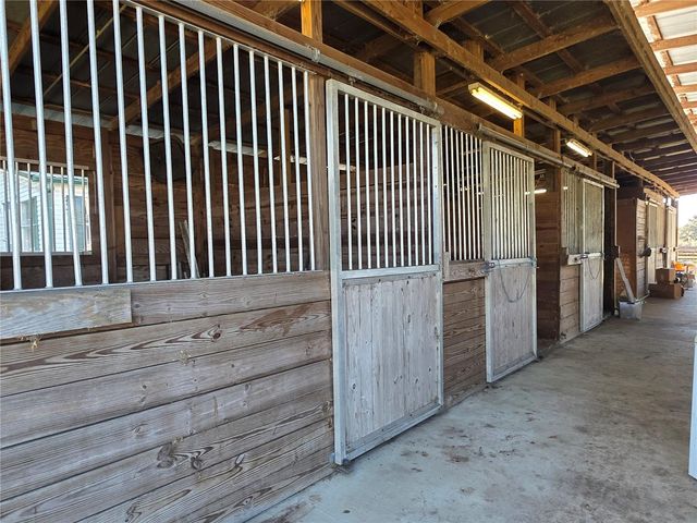 8955 W HIGHWAY 316, Reddick, FL 32686