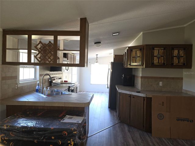 8955 W HIGHWAY 316, Reddick, FL 32686