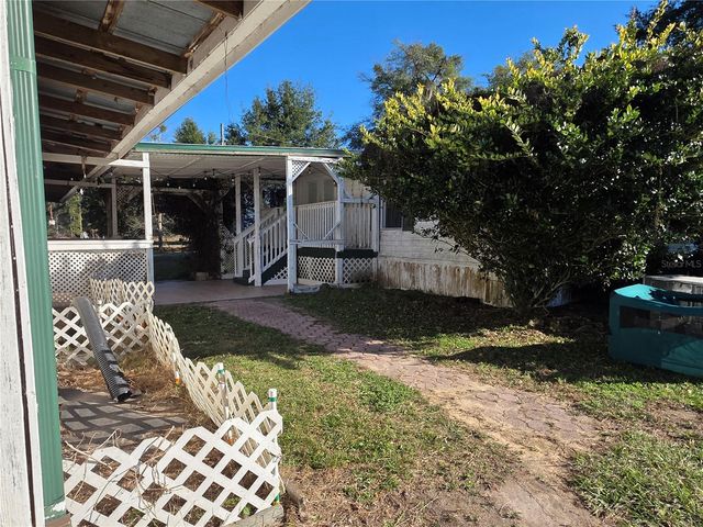 8955 W HIGHWAY 316, Reddick, FL 32686