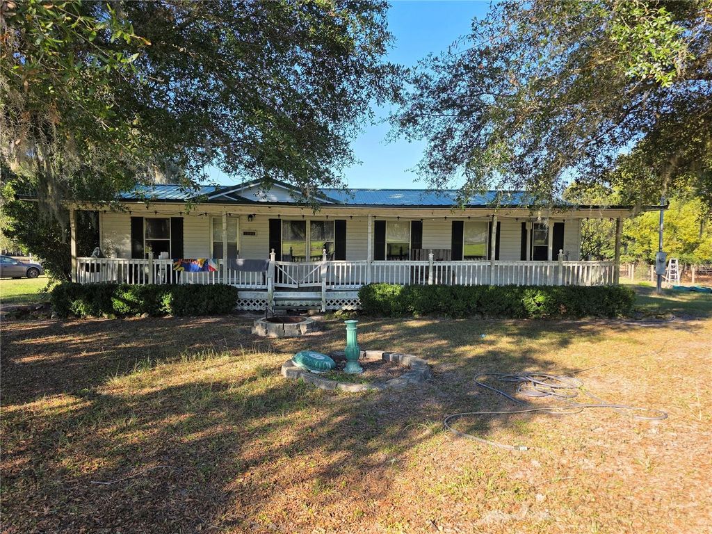 8955 W HIGHWAY 316, Reddick, FL 32686