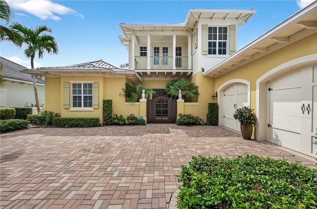 281 Palm Island Lane, Vero Beach, FL 32963