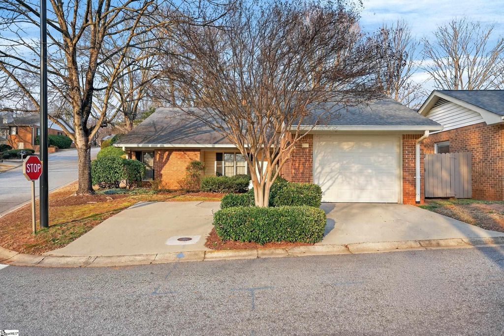 601 Dove Terrace, Greenville, SC 29605