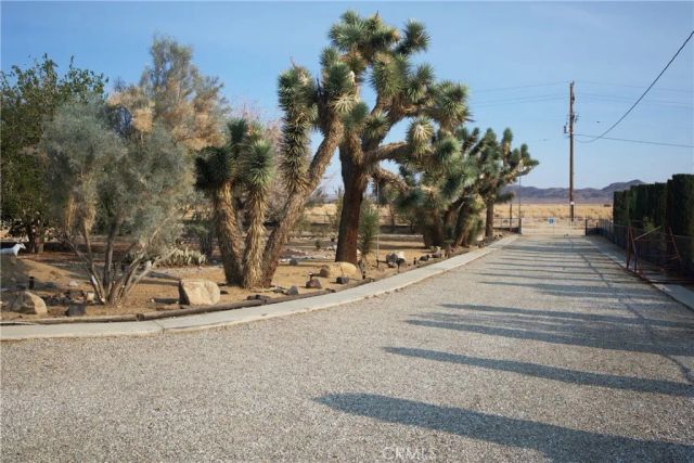 65585 4th Street South, Joshua Tree, CA 92252