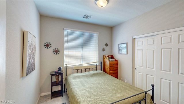 7728 Bandon Cliffs Street, North Las Vegas, NV 89084