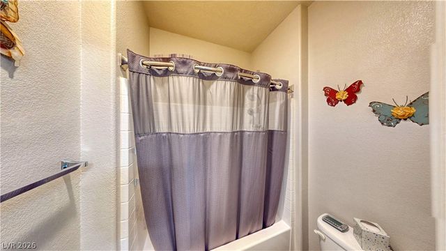 7728 Bandon Cliffs Street, North Las Vegas, NV 89084
