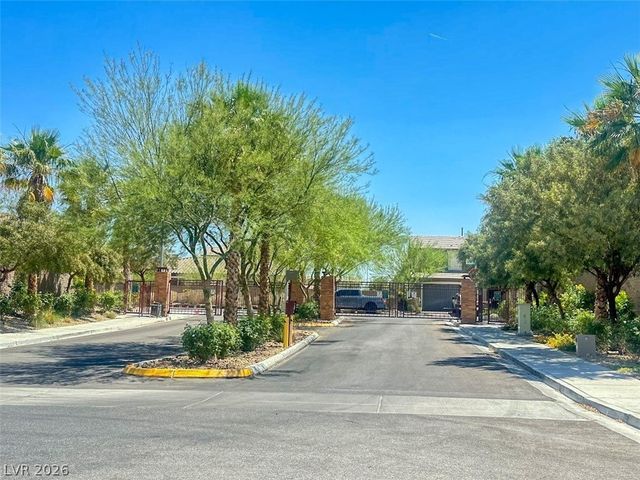 7728 Bandon Cliffs Street, North Las Vegas, NV 89084
