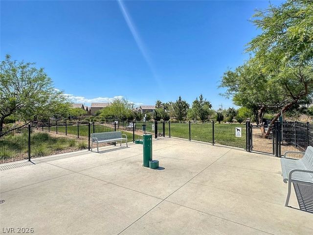 7728 Bandon Cliffs Street, North Las Vegas, NV 89084