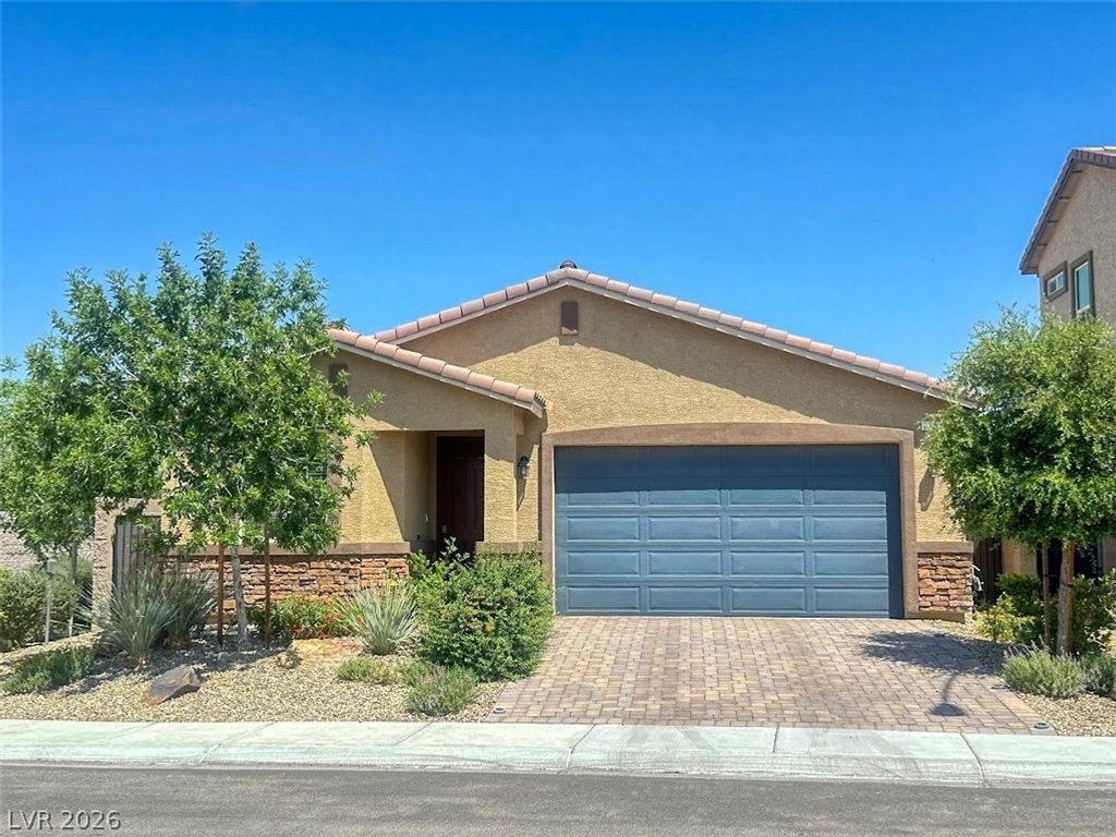 7728 Bandon Cliffs Street, North Las Vegas, NV 89084