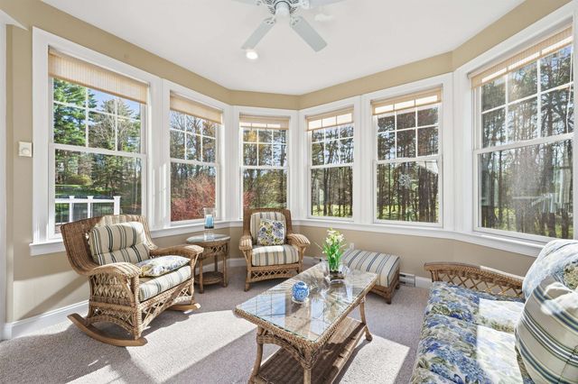 8 Marshalls Way, Hollis, NH 03049