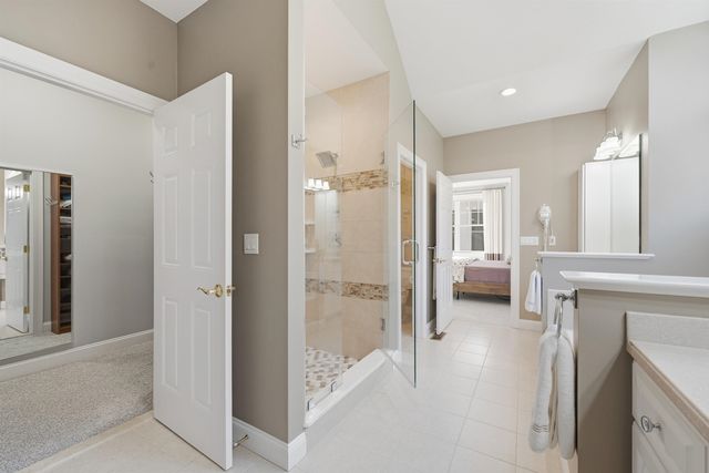 8 Marshalls Way, Hollis, NH 03049