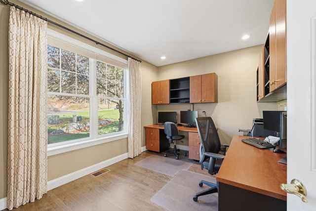 8 Marshalls Way, Hollis, NH 03049