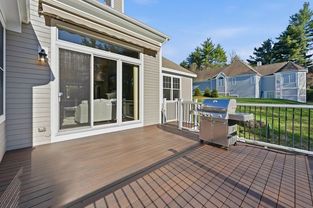 8 Marshalls Way, Hollis, NH 03049