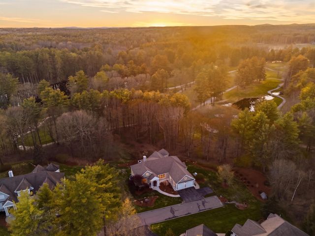 8 Marshalls Way, Hollis, NH 03049
