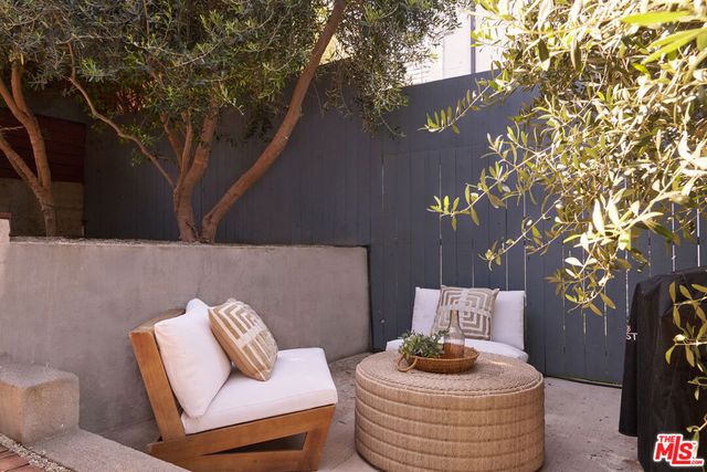 4751 Glenalbyn Drive, Los Angeles, CA 90065