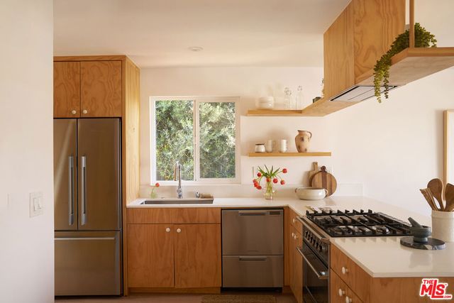 4751 Glenalbyn Drive, Los Angeles, CA 90065