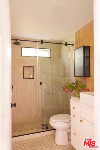 4751 Glenalbyn Drive, Los Angeles, CA 90065