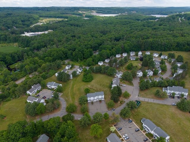 16 W Hill Dr B, Westminster, MA 01473