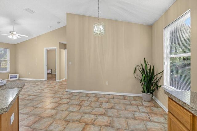 683 W Cathedral Pl, St Augustine, FL 32084