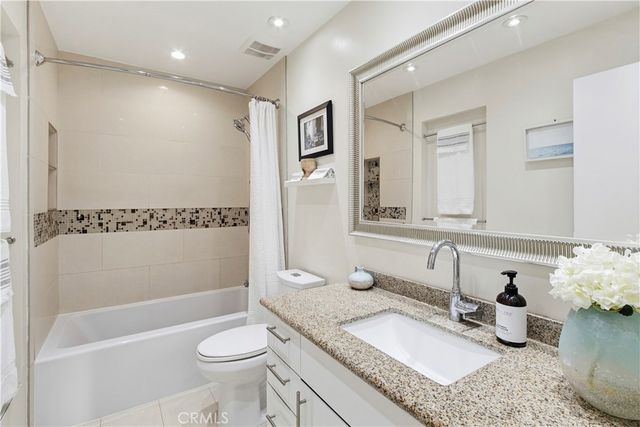 26571 Las Palmas 7, Laguna Hills, CA 92656