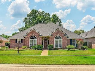 423 Prestonwood Drive, Shreveport, LA 71115