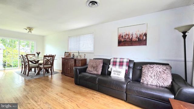 99 SPRINGFIELD RD, Aldan, PA 19018
