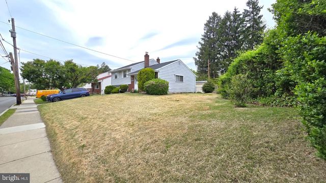 99 SPRINGFIELD RD, Aldan, PA 19018