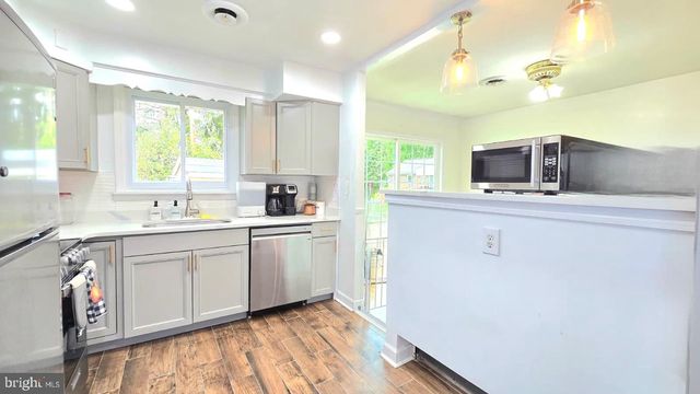 99 SPRINGFIELD RD, Aldan, PA 19018
