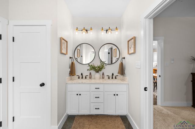 575 Rosie Wady Rd, Gladewater, TX 75647