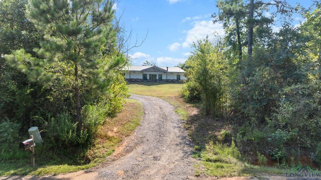 575 Rosie Wady Rd, Gladewater, TX 75647