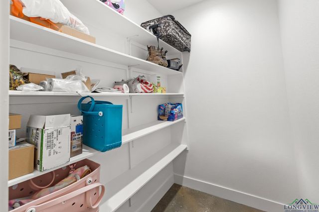 575 Rosie Wady Rd, Gladewater, TX 75647