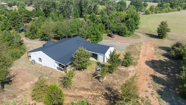 575 Rosie Wady Rd, Gladewater, TX 75647